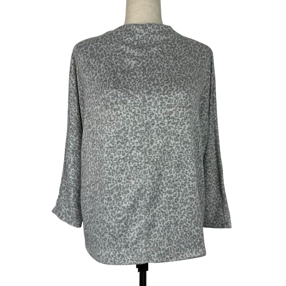Banana Republic Top Women Medium Brushed Knit Gray Animal Print Mock Neck NWT